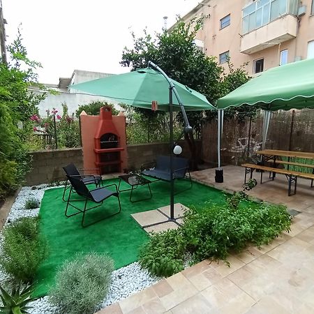 Casa Clara Oristano Centro Con Giardino Apartment Exterior photo